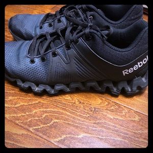 Men’s Reebok shoes size 10